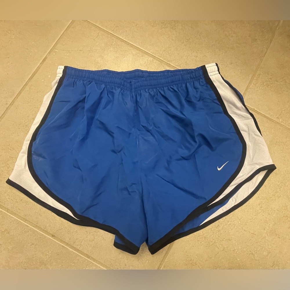 Women’s Nike Dri-Fit Lined Running Shorts.  Size L